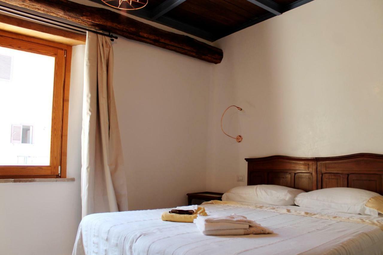 Al Vicolo Dei Pescatori Bed and Breakfast Anguillara Sabazia Exteriör bild